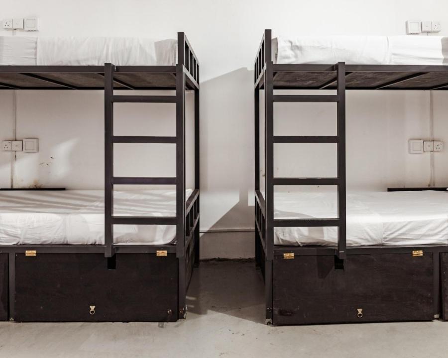 Why Not Backpackers Hostel Mirissa Ngoại thất bức ảnh