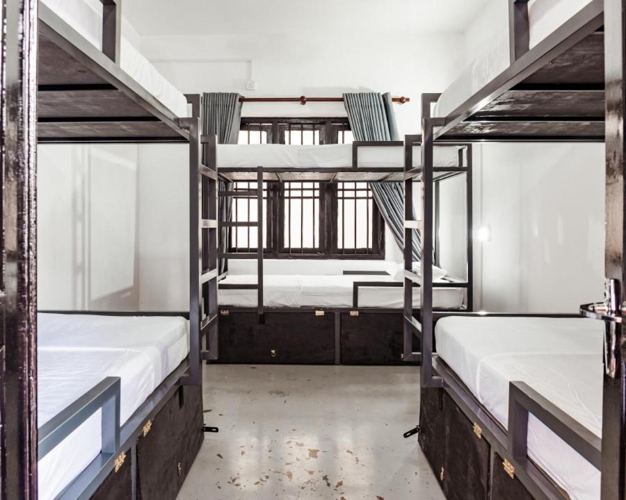 Why Not Backpackers Hostel Mirissa Ngoại thất bức ảnh